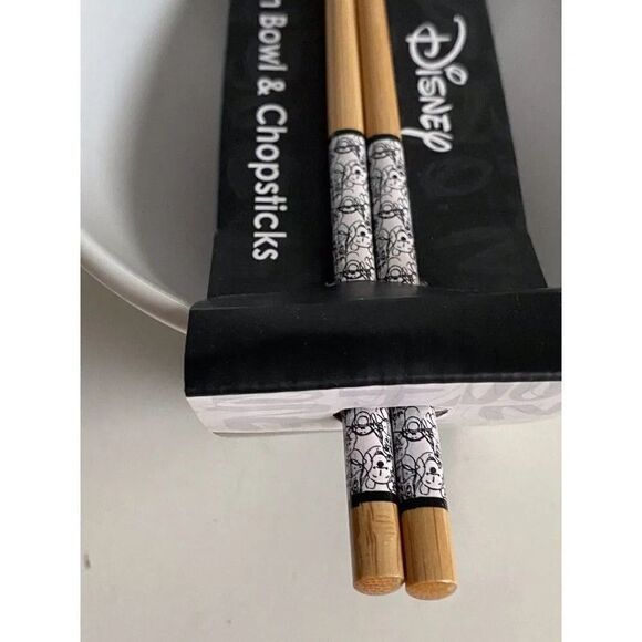 Disney Winnie The Pooh and Friends Flower Chain Ramen Noodle Bowl Chopsticks NEW - Picture 5 of 8